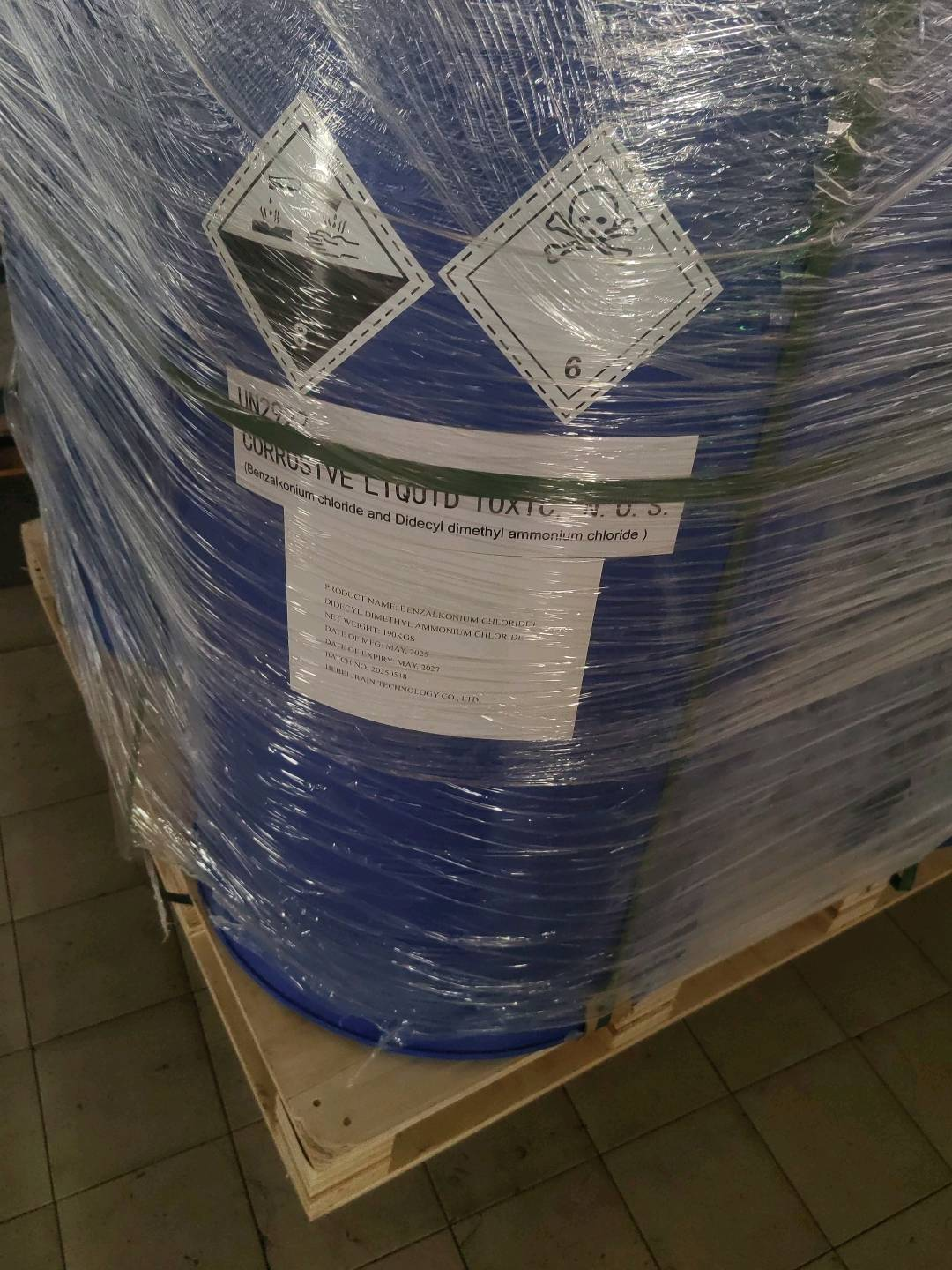 בנזלקוניום כלוריד + דידציל דימתיל אמוניום כלוריד